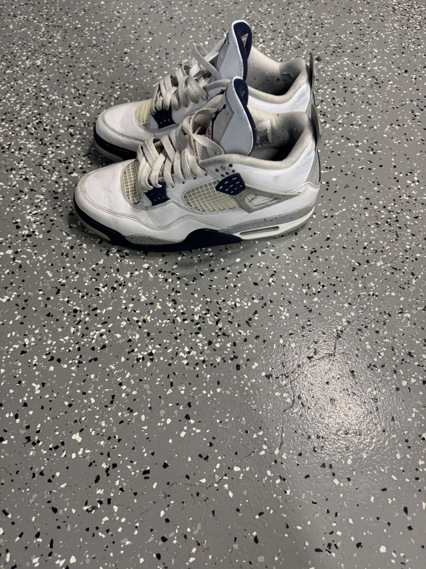 Jordan 4 Midnight Navy