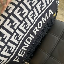 Louis Vuitton, Fendi, Dior Style Scarf – Soft Wool