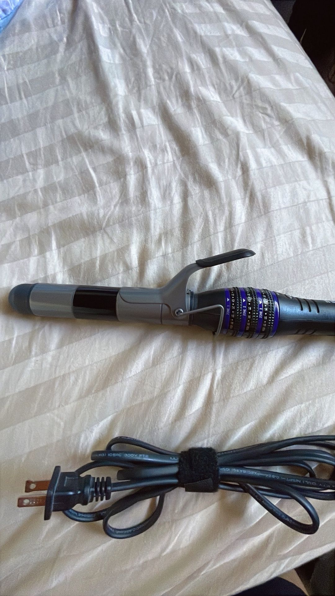 Hot Tools Nano Ceramic 3-Zone 1- 1/4" Curling Iron