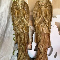 Angels statues
