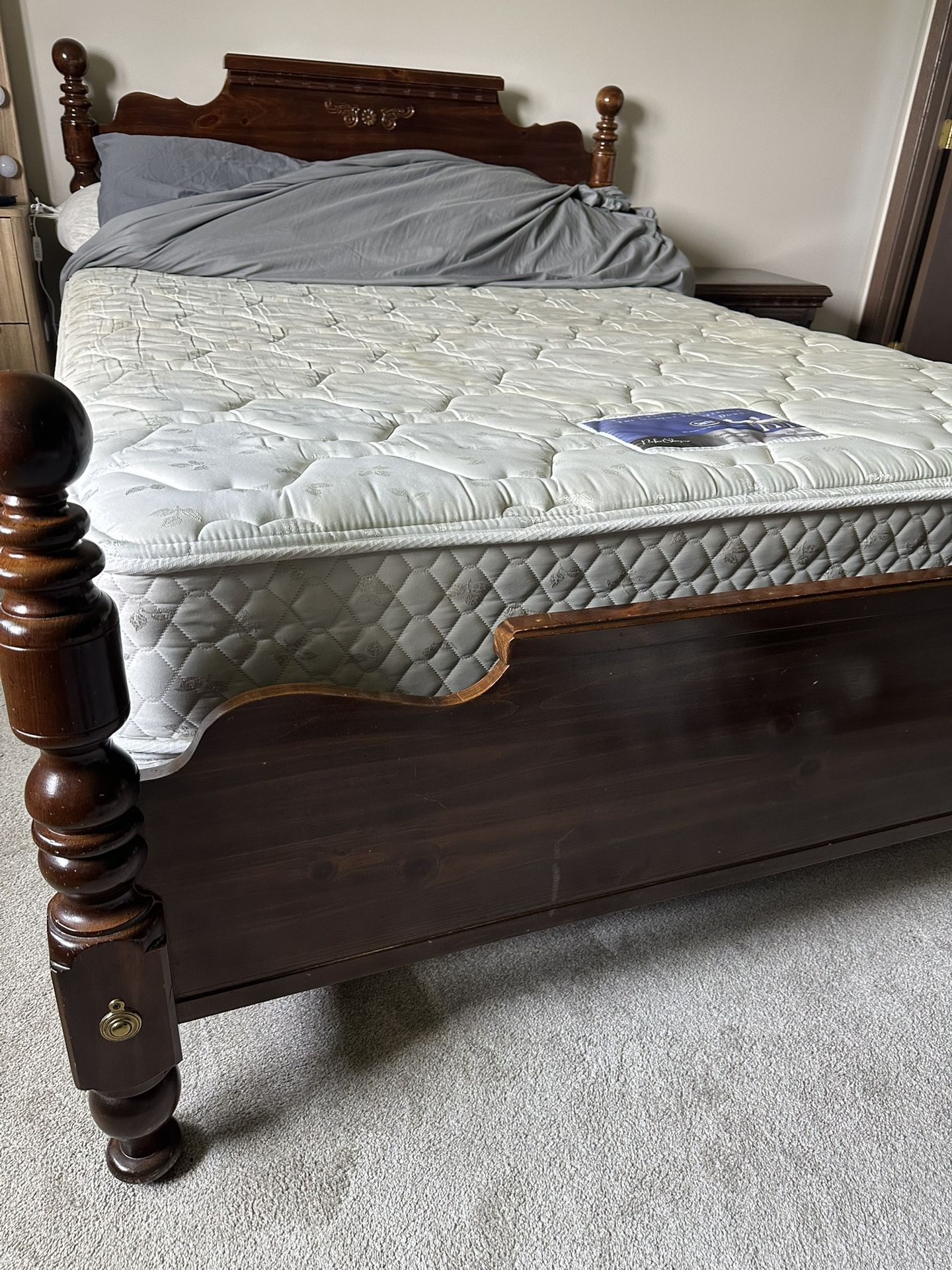 Queen Bedroom Set With Mattress And Box