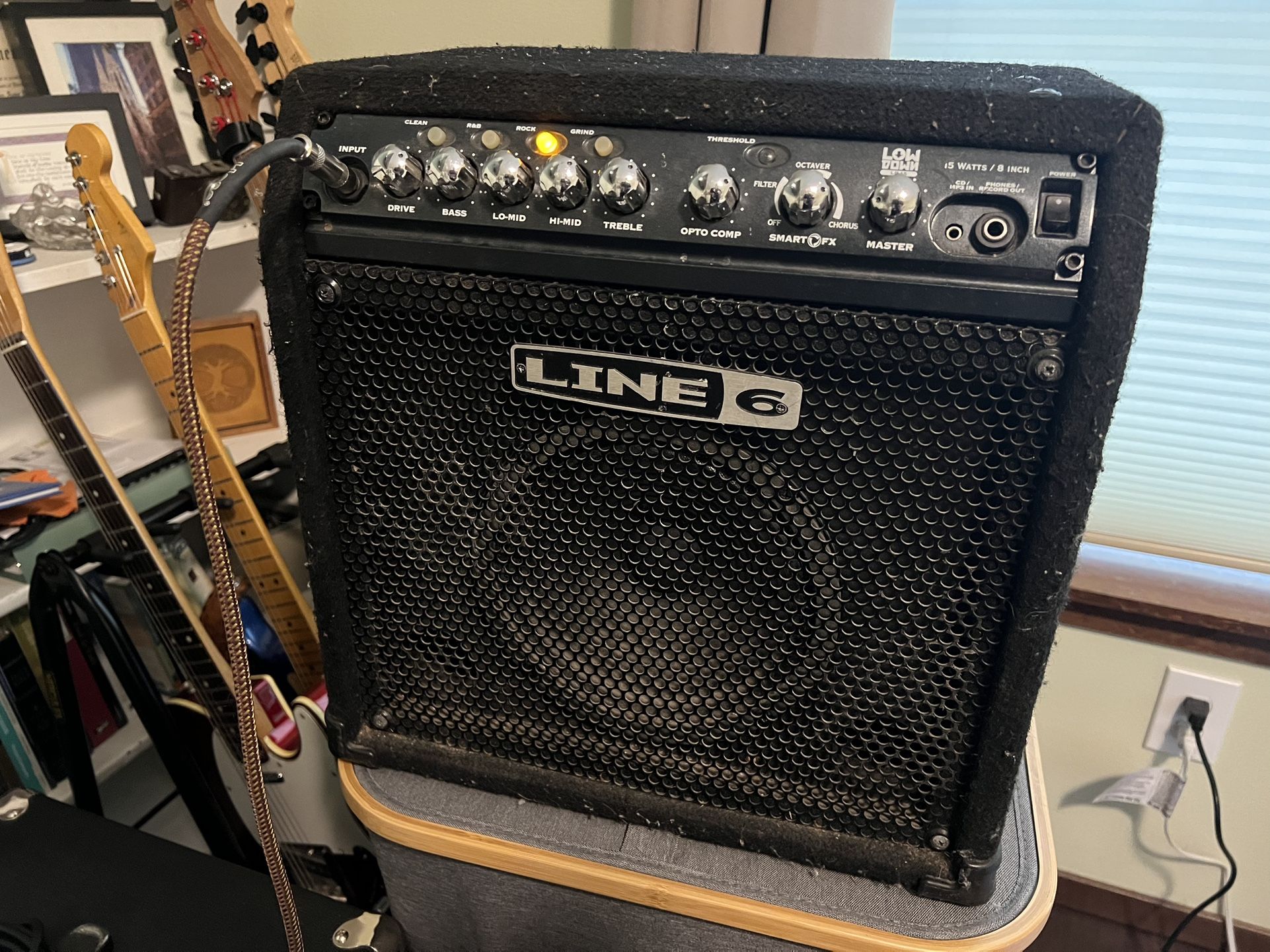 Line 6 Bass Combo Amp