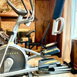 Live Strong LS 10.0 E Elliptical