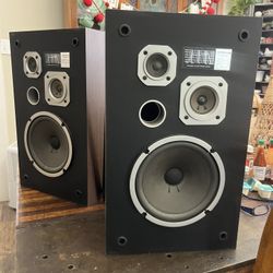 1980’s Pioneer CS-203 Home Speakers Work Good !