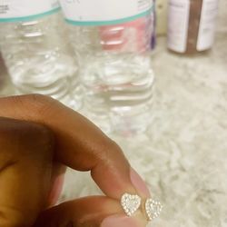 14k diamond heart shaped earrings