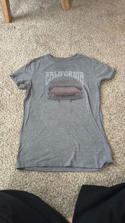 Aeropostal Gray California Graphic T-Shirt