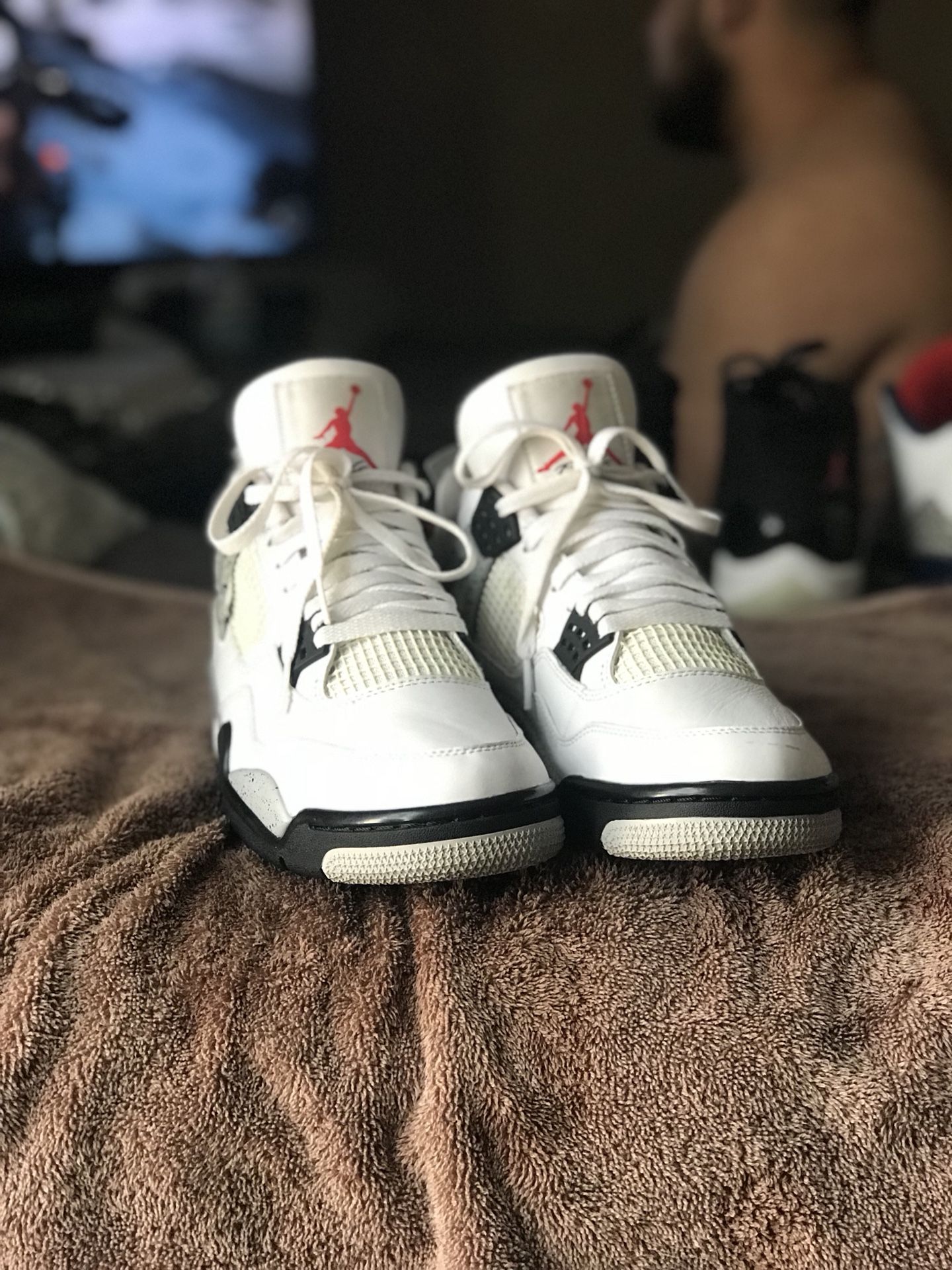 Jordan Retro 4 ‘White Cement’ Size 10.