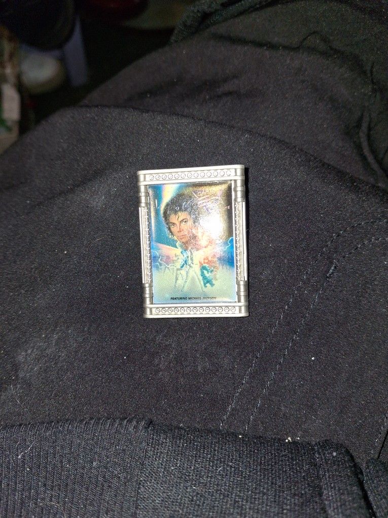 Pin Badge Michael Jackson Captain Eo France Exclusive