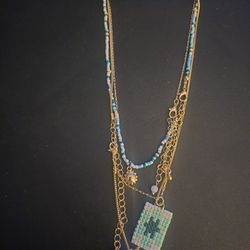 Universal Thread Necklace New 