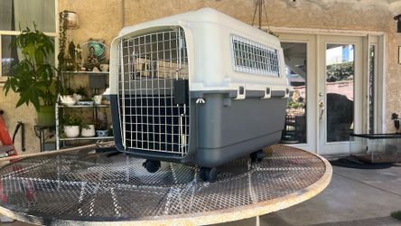 Dog crate carrier