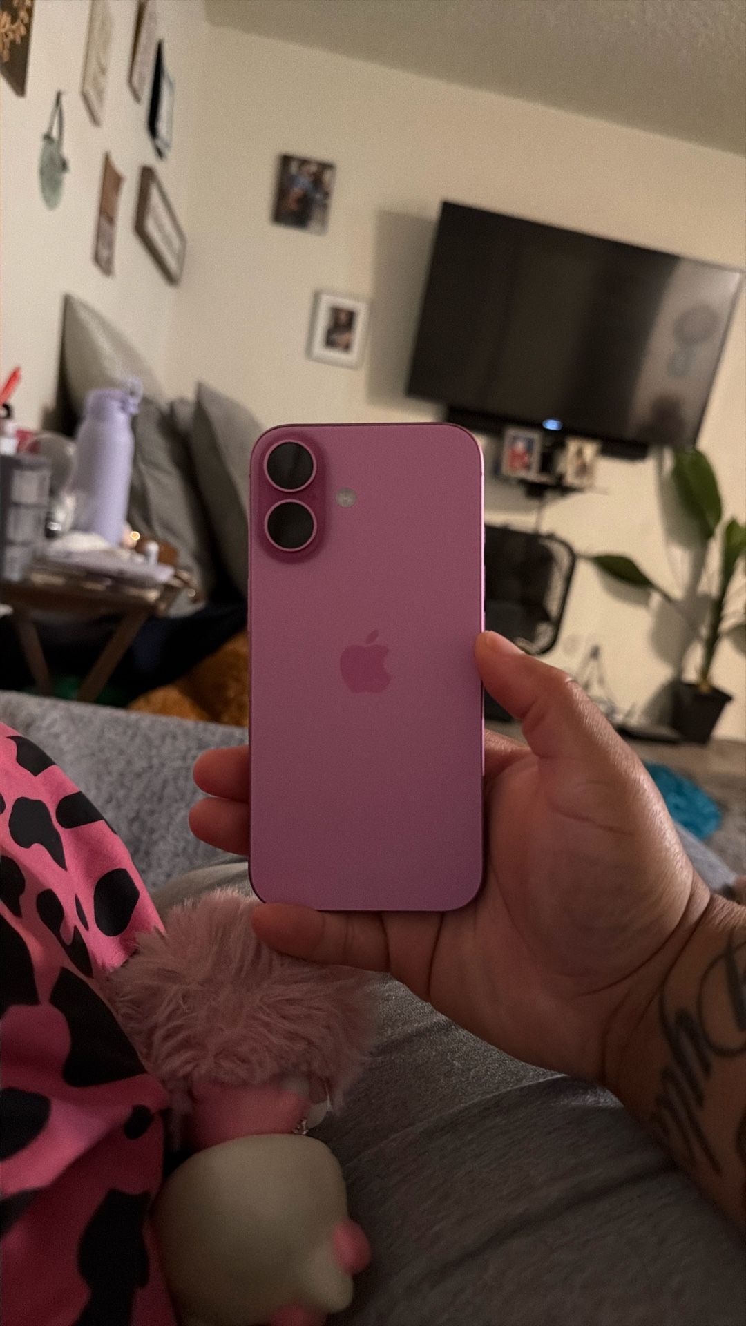 iPhone 16 Purple