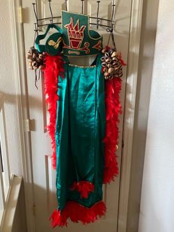 Traje De La Virgen De Guadalupe Para El 12 De Diciembre Con Todos Sus Accesorios $25 , Falda Azul Y Blusa Blanca $10