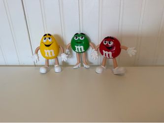 M&M bendable figures