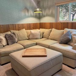 SECTIONAL SOFA COUCH