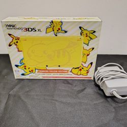 SELLING/TRADING "New" Nintendo 3DS XL Pikachu Yellow Edition + Pokemon Soul Silver