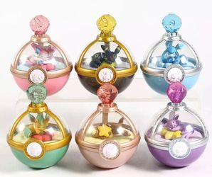 Pokémon Sleeping Eevee Dreaming Figure Set New