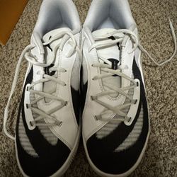 Puma Basketball Sneakers Size 11.5