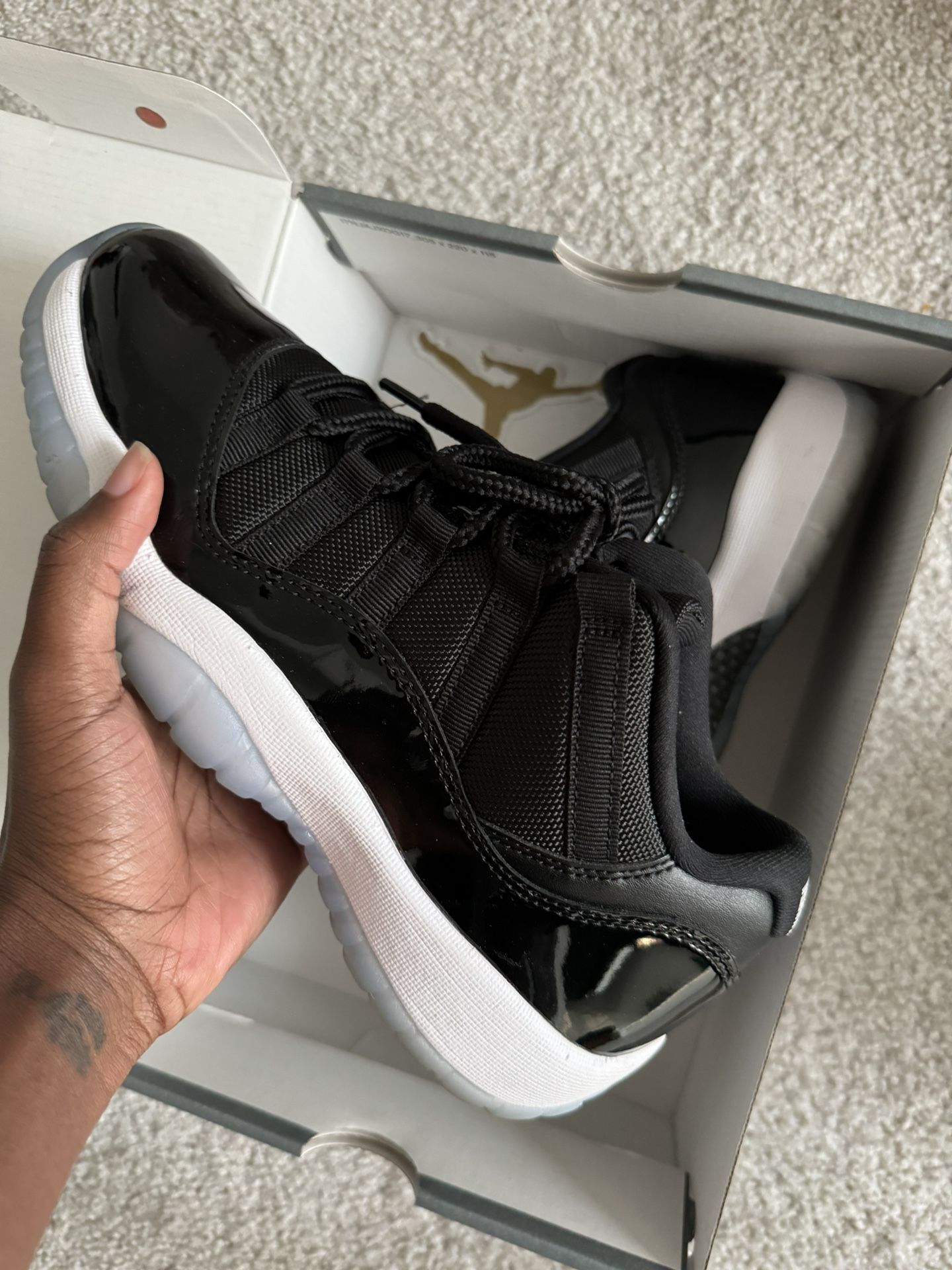 Jordan 11 Lows