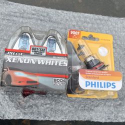 Headlight Bulbs 9004 & 9007s