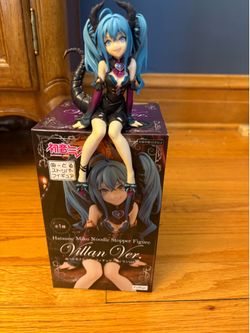 Hatsune Miku figure