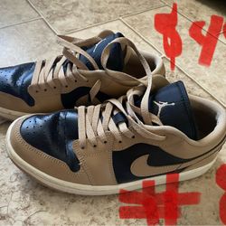 Retro Jordan Size 7y  8 Women's 