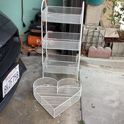 Wire Heart Shelf And Wire Stand