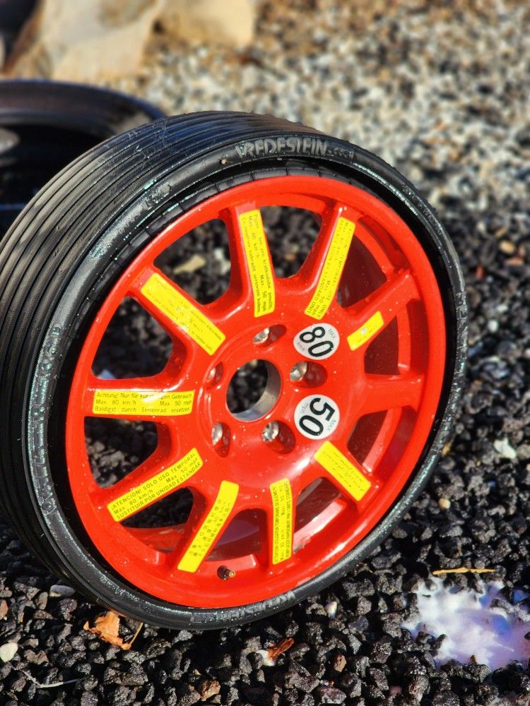 Porsche Cayenne 958 Emergency Spare Tire Wheel 195/75 R18 Vredestein OEM.