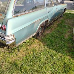 1965 Chevy Impala 4 Door Wagon
