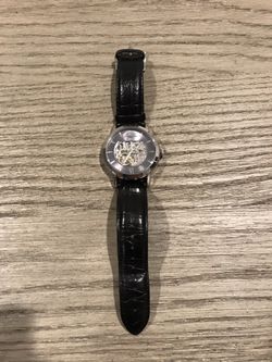 Arbutus AR806 mechanical watch
