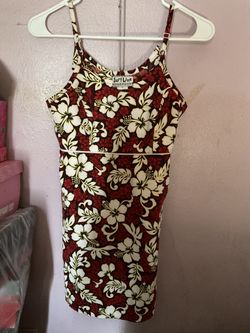 Vestido De Hibiscus Size M En Buenas Condiciones 