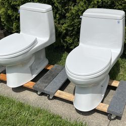 Toto 1-piece toilet