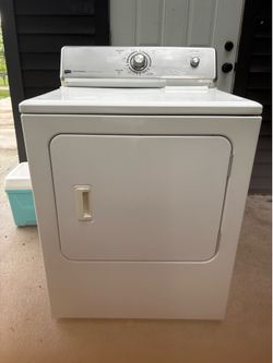 MAYTAG Dryer Machine