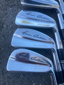 Cleveland tour action irons 3-8