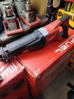 MILWAUKEE M18 CORDLESS SAW ZALL  TOOL ONLY