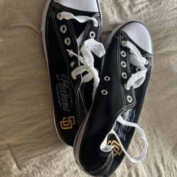 Padres Converse