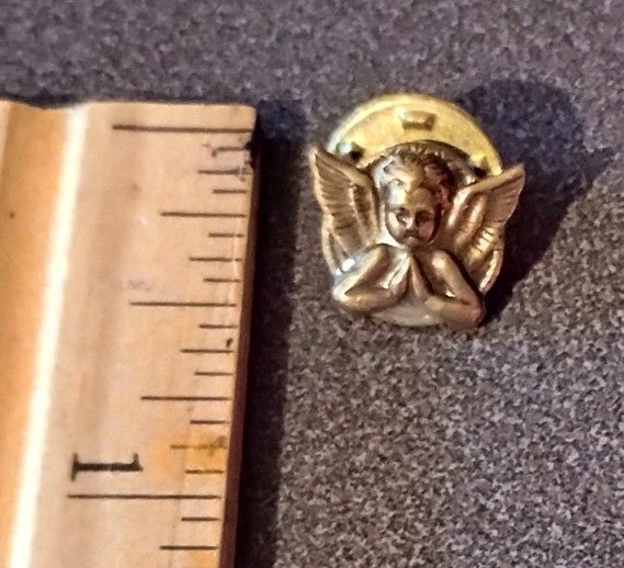 Gold Tone Embossed Gothic Cherub Praying Angel Lapel Pin Vintage Collectible Lapel Pin A-2