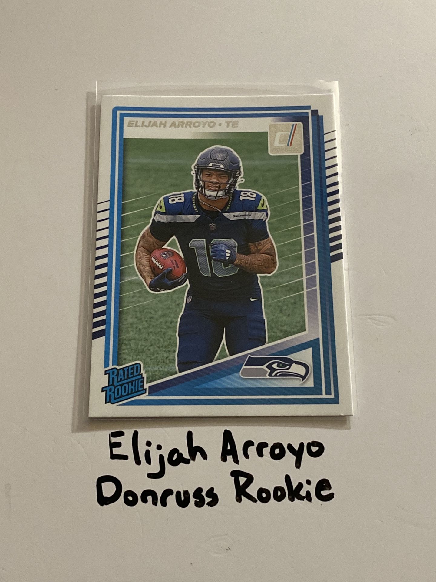 Elijah Arroyo Seattle Seahawks TE Donruss Rookie Card.