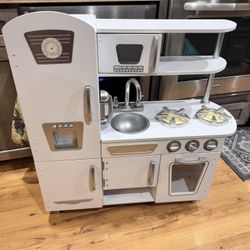 KidKraft Vintage Kitchen