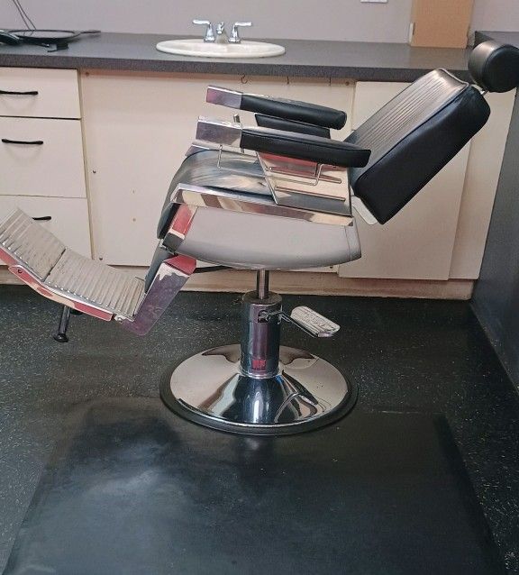 Barber Chair