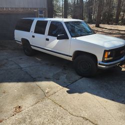 1999 GMC Suburban