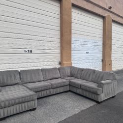 Gray  3PC Ashley Sectional Couch Free Delivery 🚚