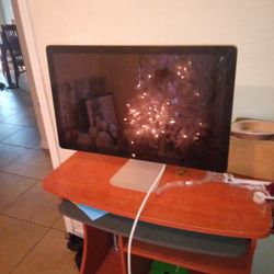 Apple Desktop Monitor