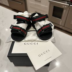 Gucci Kids Sandals Size 20 