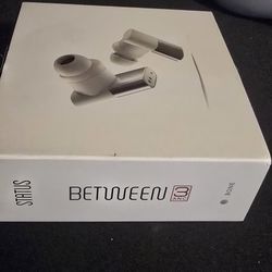 Earbuds 