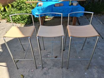 Barstool