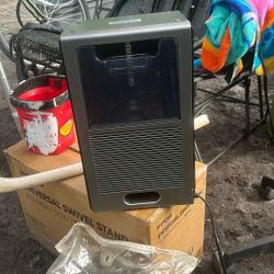 Dehumidifier 