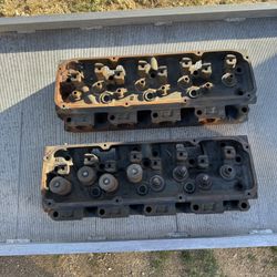 Ford FE 390 / 360 Cylinder Heads D1AE 1971 Big Block FE Heads