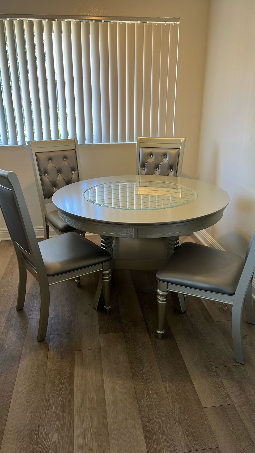 Dining Table Set Of 5