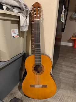 c40 yamaha guitar