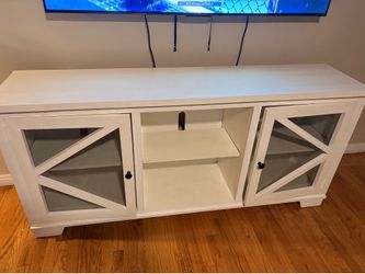 Farm style Tv Stand